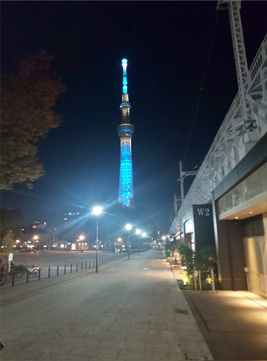 本日の園児になれなかった毎日幸せな人と短足ダブルピースマンと東京爪楊枝！？