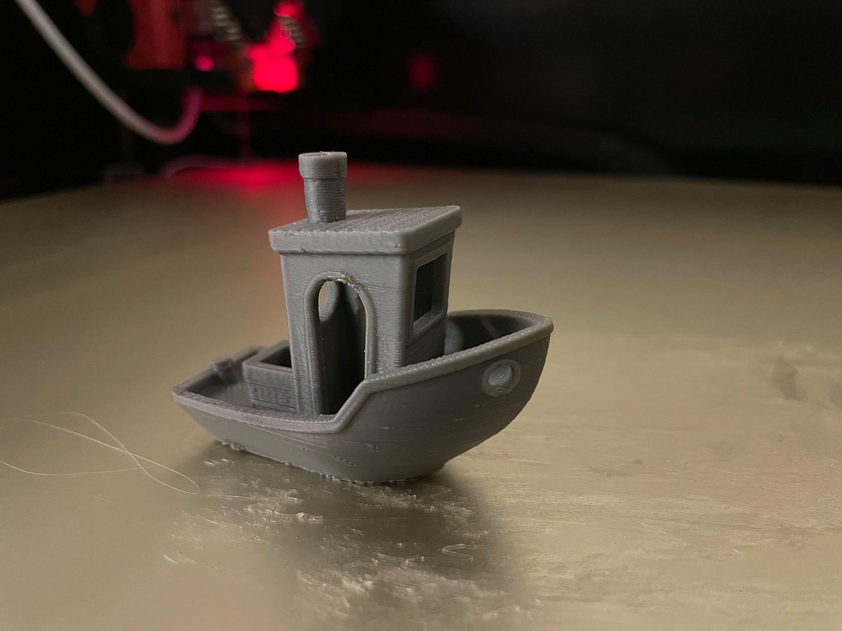 Evo3Duk's tweet image. On site build and commissioning from this week for Ensee!

That&apos;s another Modix 3D printer!

#Modix3d #3DPrinting #Industrial3DPrinter