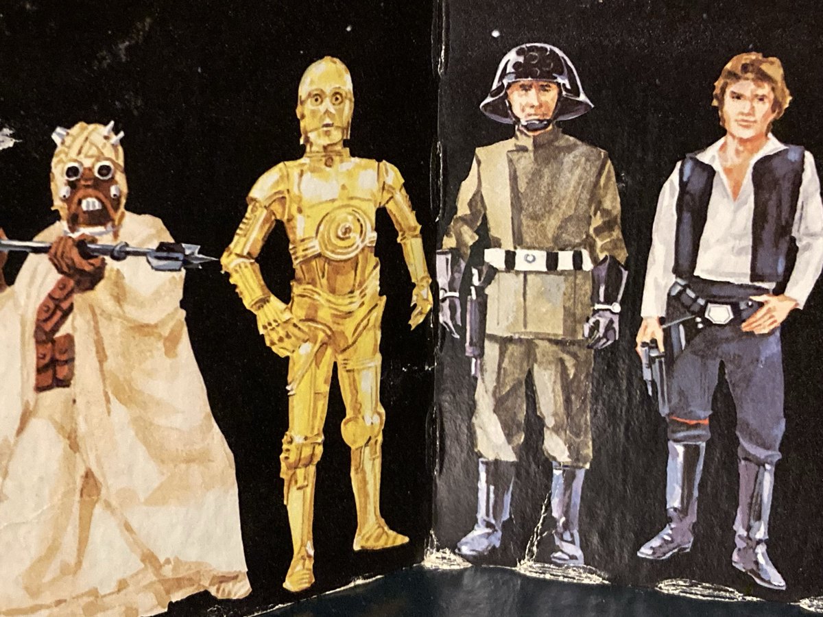 holochronicles's tweet photo. Finally! Picked up this cardboard gold! It’s an Early Bird display set for the #First12 vintage #StarWars figures. The last display/playset of the vintage era for me. ✅ https://t.co/J0f4URNRFQ