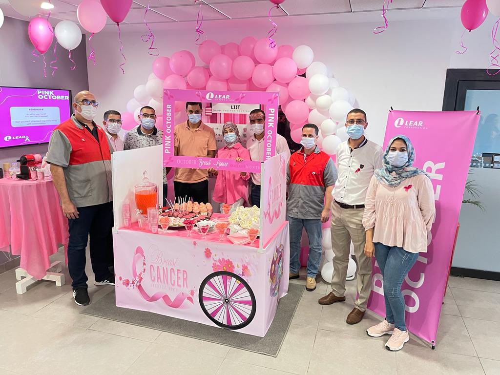 LearCorporation's tweet photo. Our #OneLear team showed support in the fight against #breastcancer! #RISEforBCAM #breastcancerawareness https://t.co/xbrKV2NBWH