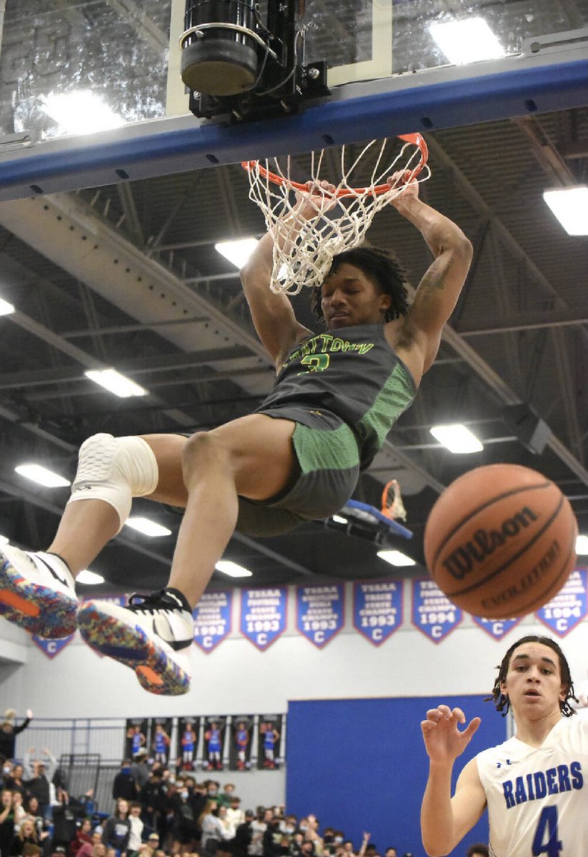 East Hamilton HS Boys Basketball tweet media