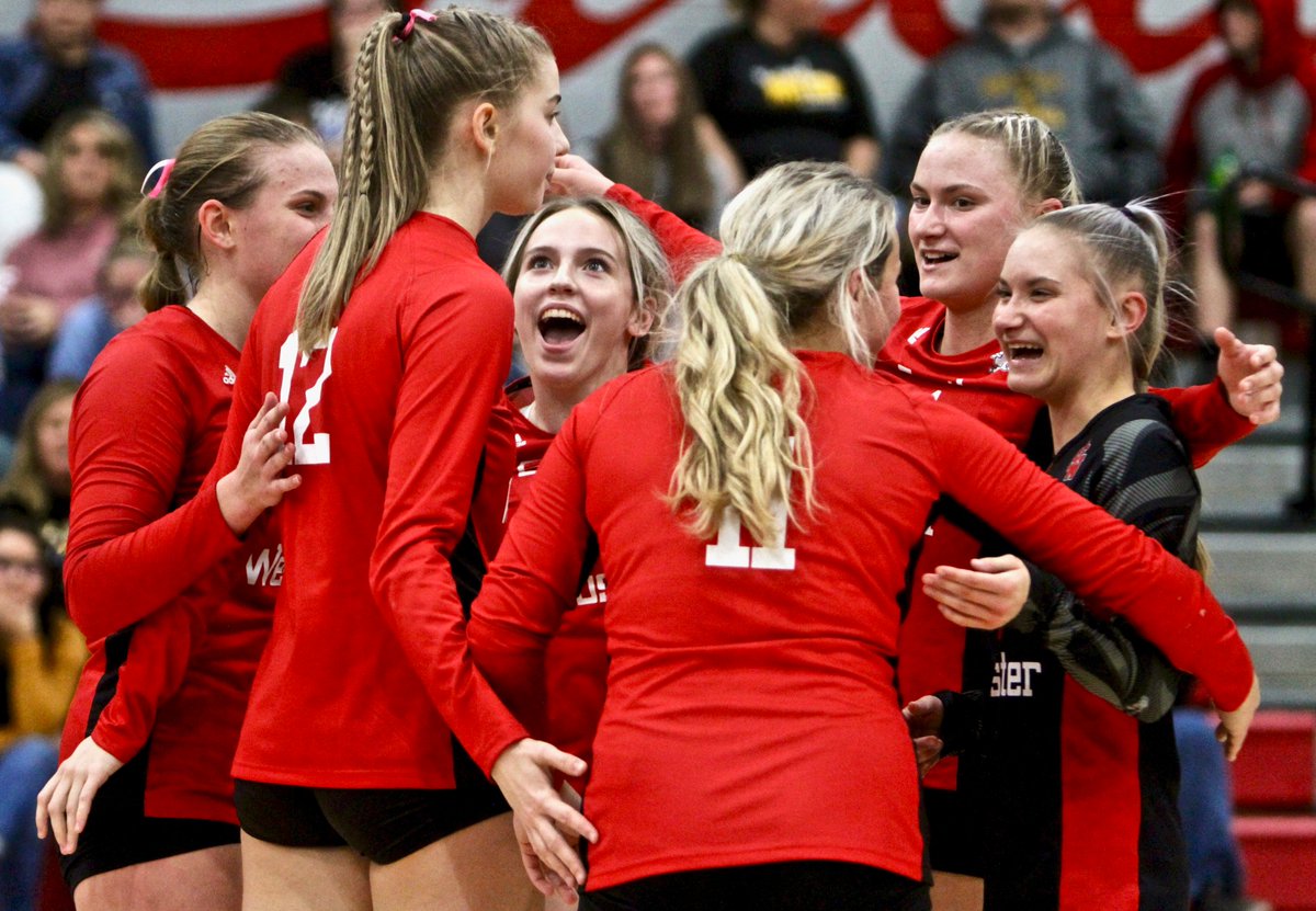 Take a look at 📸 (via <a href="/dw1509/">Derrick Webb</a>) from <a href="/BVLocalSchools/">Bloom-Vernon Local</a> and <a href="/pvvolleyball3/">Paint Valley Volleyball</a>'s meeting in a Division IV district final on Thursday.

FULL GALLERY: sosportsauthority.smugmug.com/VOLLEYBALL/Fal…