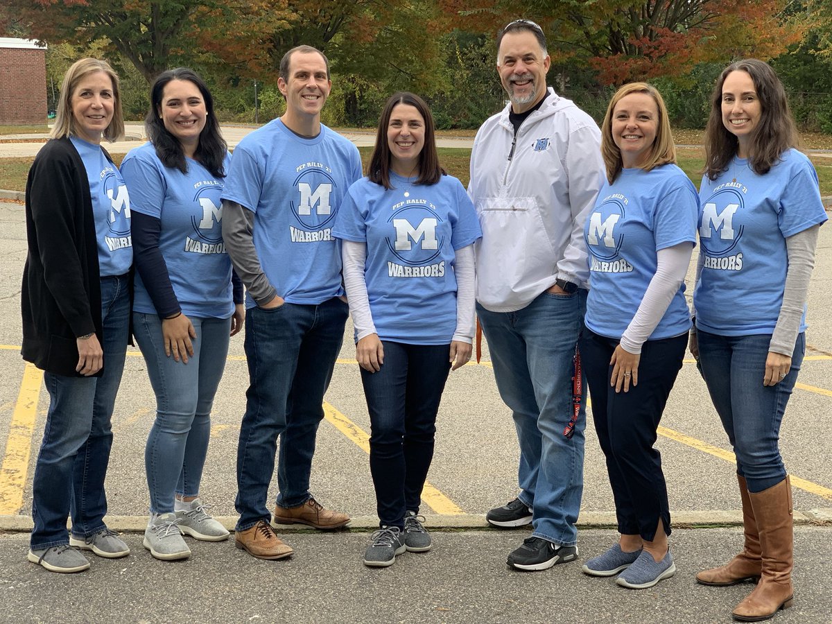 guidance02052's tweet photo. Thank you @MedfieldHSPTO for the new t-shirts! #schoolspirit #peprally https://t.co/OzJ8gSDleN