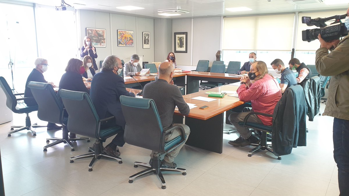 EDUN_IB's tweet photo. El 2022 es trauran 1.408 places d’oposició per a docents a Balears

📌En el que queda de legislatura es preveu haver tret 3.527 places

📌Des de 2017 fins 2024 s’hauran convocat un total de 7.006 places 

Més info: https://t.co/gBBPUoNtxA https://t.co/QApOrR0sct