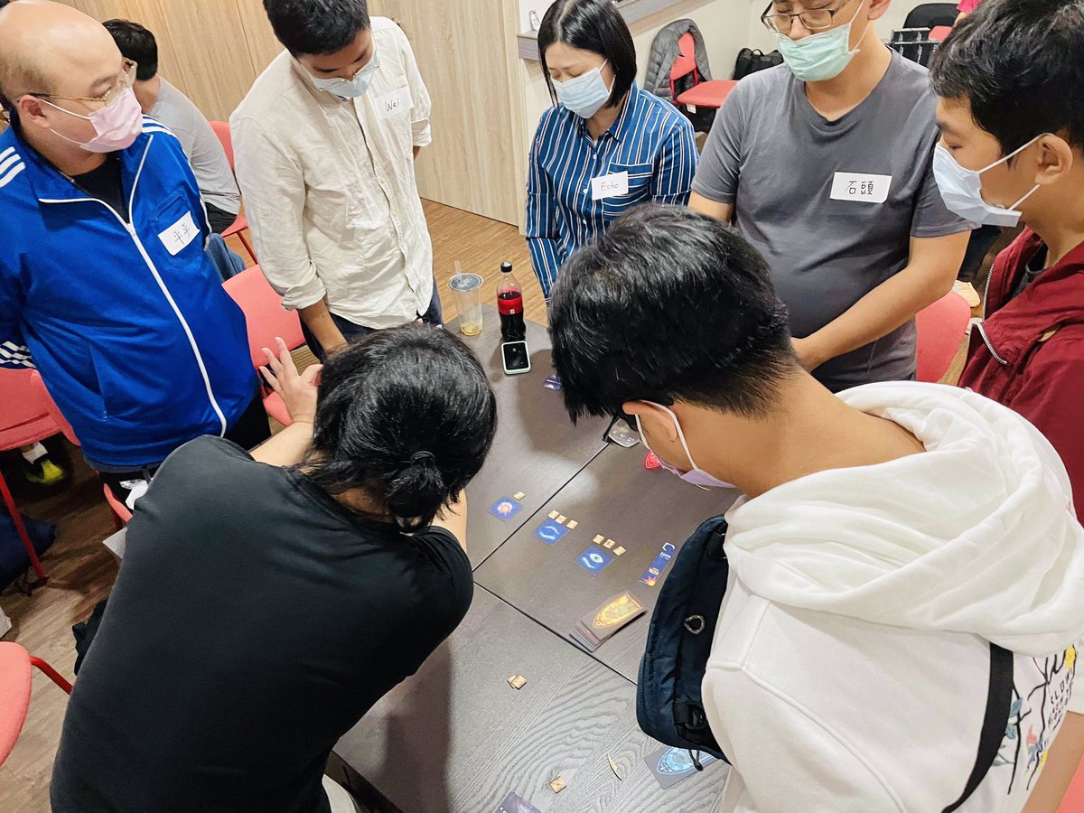 PWUDesign's tweet photo. Playtest of #Conspiro at Miller’s Valley in Taipei.

#生死逆謀 試遊会。米勒谷。台北。 https://t.co/aDc2H9kVBv