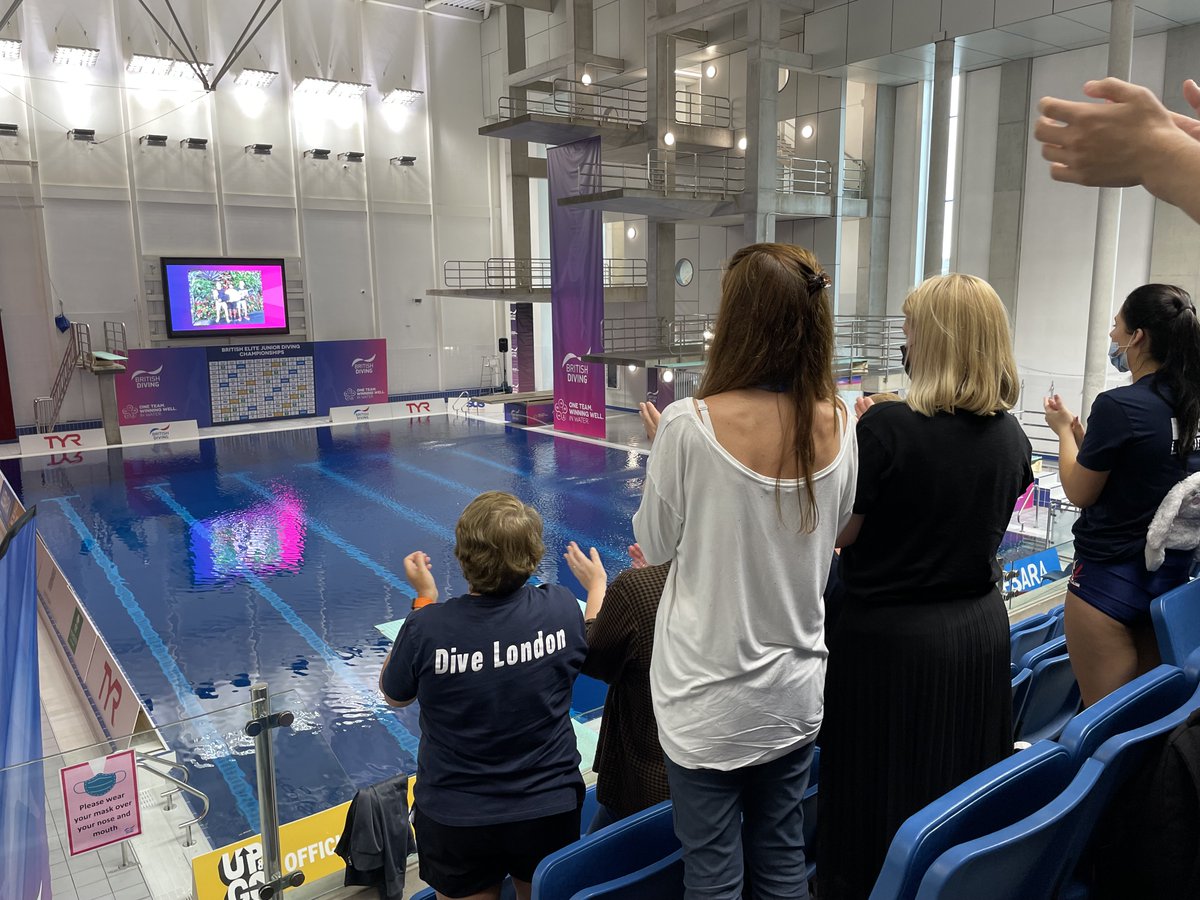 A tribute to a man much loved and sorely missed by the diving community and beyond ❤️

A minutes applause was held earlier today at the British Elite Junior Diving Championships In Memory of David Jenkins #EJDC21