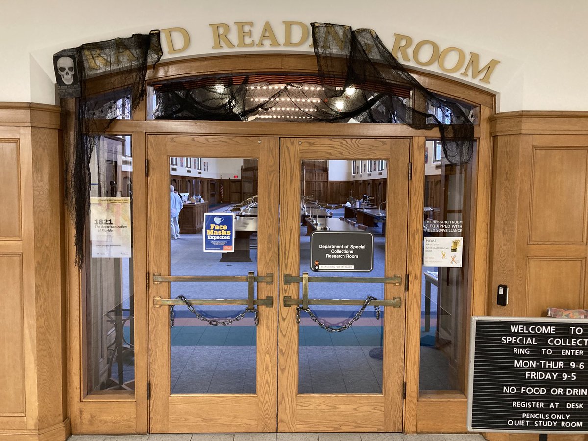 WeijerBooks's tweet photo. I personally think our grand reading room should be the dread room more often. Come by #UFSASC today for some treats! https://t.co/GvHyntTZI0