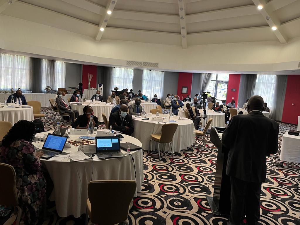 AUC_PAPS's tweet photo. In preparation of the Country Structural Vulnerability and Resilience Assessment #CSVRA consultations at national &amp; provincial levels in the Republic of #Zambia, #AU and #COMESA briefed the Permanent Secretaries of the Government of 🇿🇲 on the methodology and overall CSVRA process https://t.co/ym267lGN86