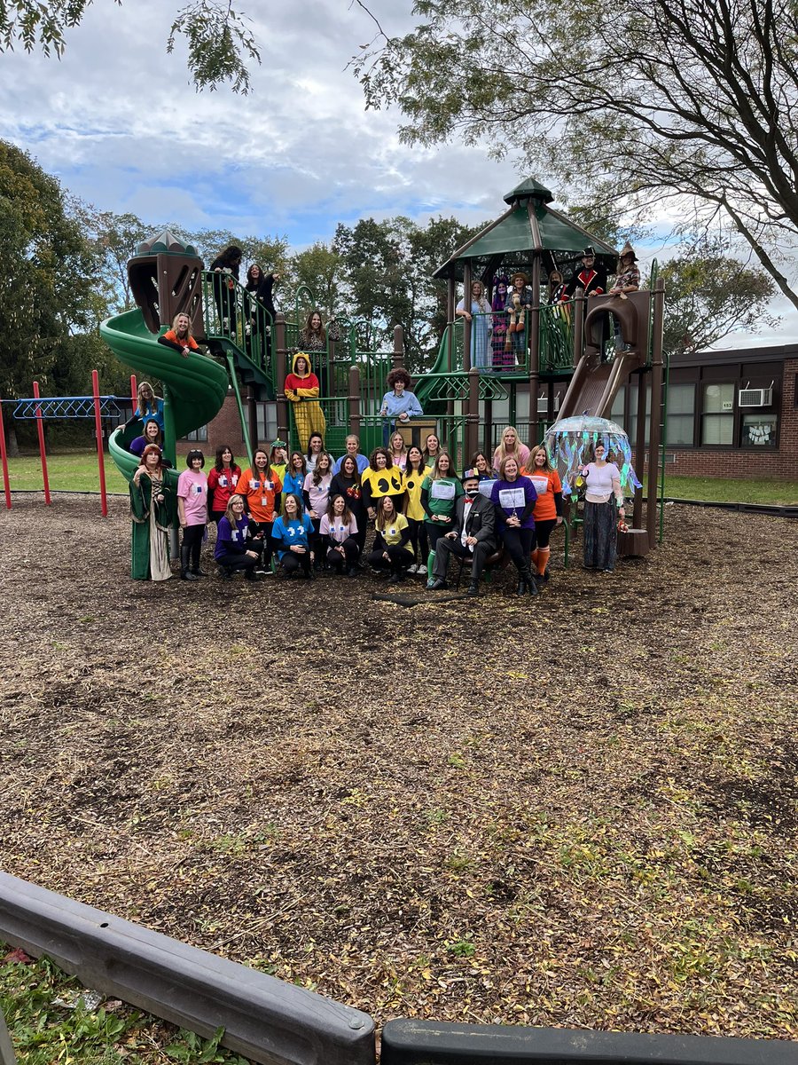 RjoSchool's tweet photo. Halloween Day!  #monopoly @KPCSDAthletics @RJOPride @KPSchools https://t.co/ssEbSVMiaB