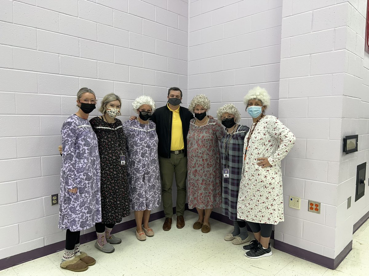 Golden Girls! #reynproud