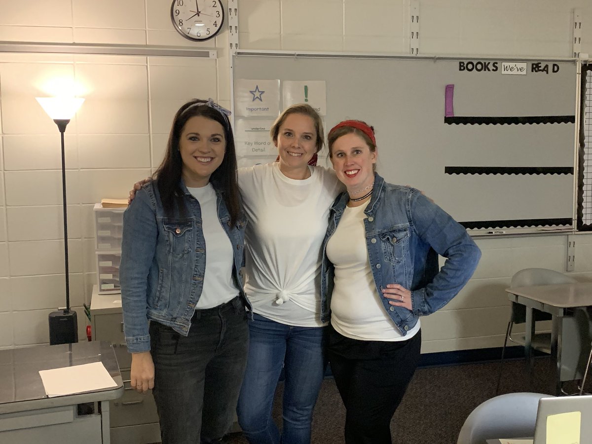 SfsdInTheMiddle's tweet photo. The Greasers are ready for a rumble at MMS! #Outsidersday. #SFSDinthemiddle https://t.co/FMf5C35Fis