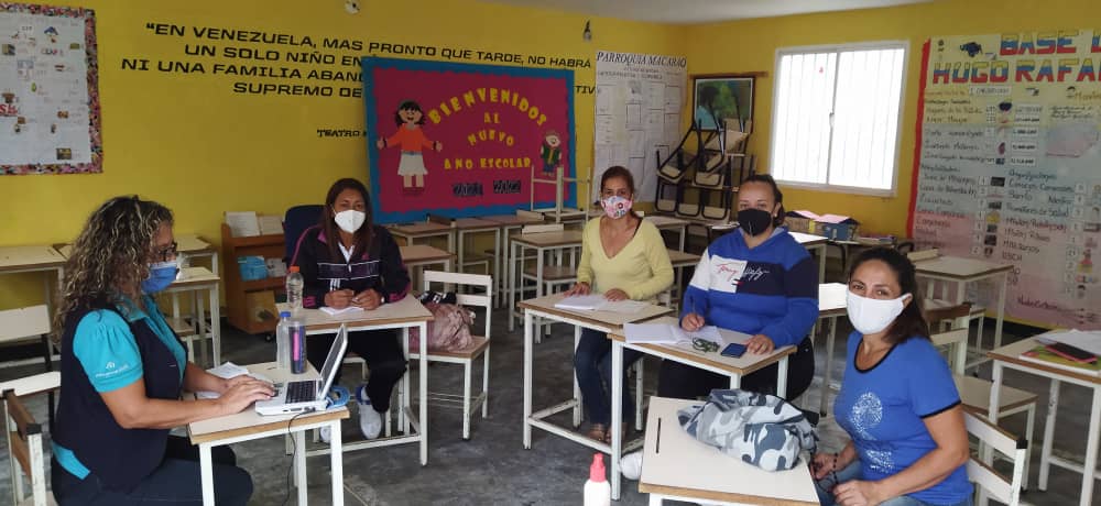 ClifMacarao's tweet photo. #EnTuRostroLaHistoria la EBN BARRIO COPEI #DecimosPresente en la jornada de Autoevaluación Institucional y comunitaria .@radiomacaraofm .@DIYF_ZEDC .@MPPEDUCACION .@ZonaEducativaDC https://t.co/VYyCFyJPwE