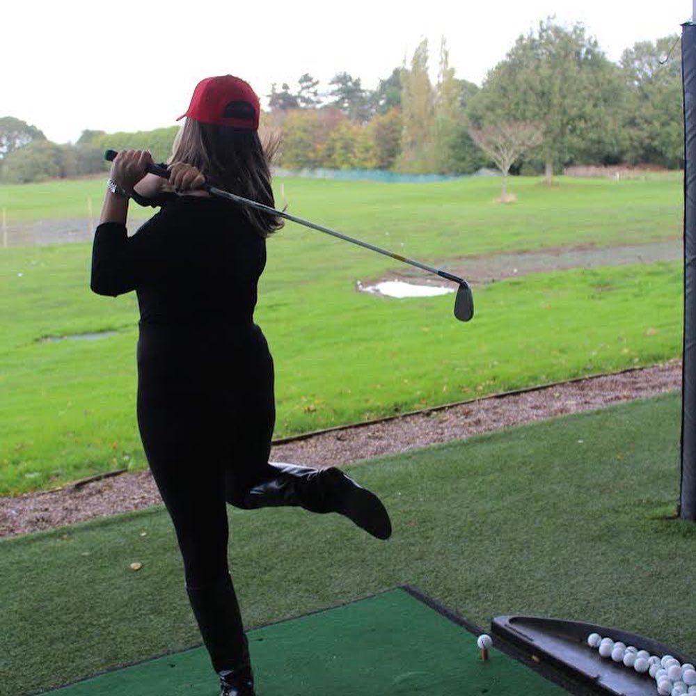 lovegolf_UK's tweet photo. 💥 Smashing it 💥 into the weekend… 

#GirlsThatGolf #WomensSport #Influencer #GirlPower #PowerfulWomen #PowerFemale https://t.co/9ICknAfqjC