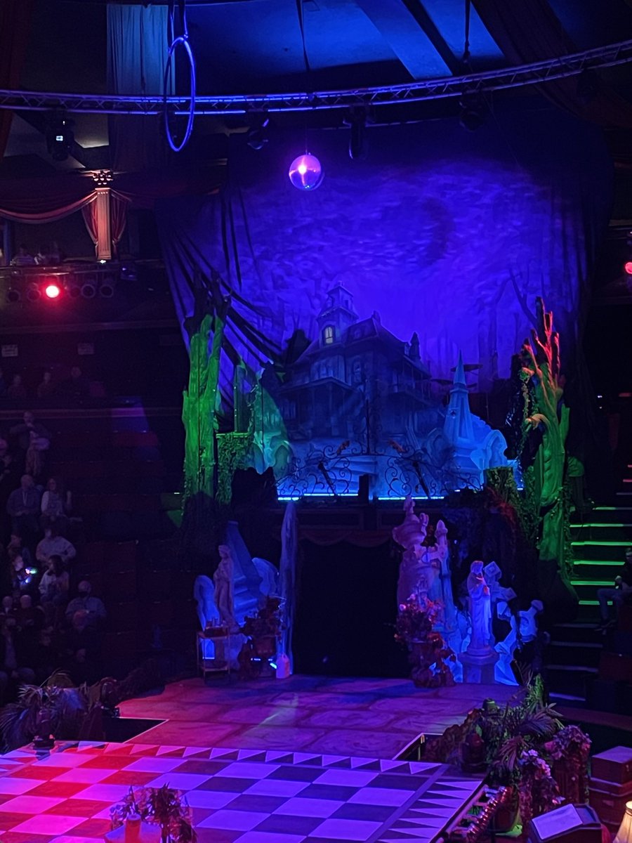 Not long to wait… #Spooktacular <a href="/hippodromeGY/">HIPPODROME CIRCUS</a> #greatyarmouth looking forward to this - always great show #visitgreatyarmouth
