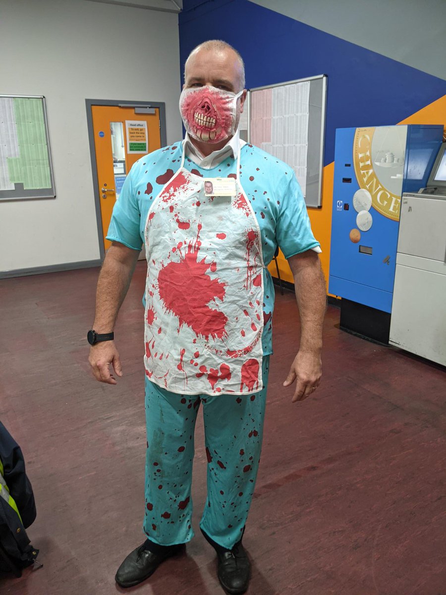 gnwbus's tweet photo. 🎃 It's starting to feel very spooky around here! 👻

😱 Our drivers are helping to get you into the ‘spirit’ of Halloween with their most ghoulish getups… https://t.co/rXnyHGtY67