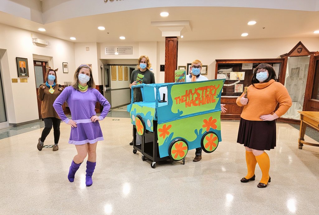 NguyenMath's tweet photo. Happy Halloween from the Scooby-doo gang! https://t.co/npxSLco1zd