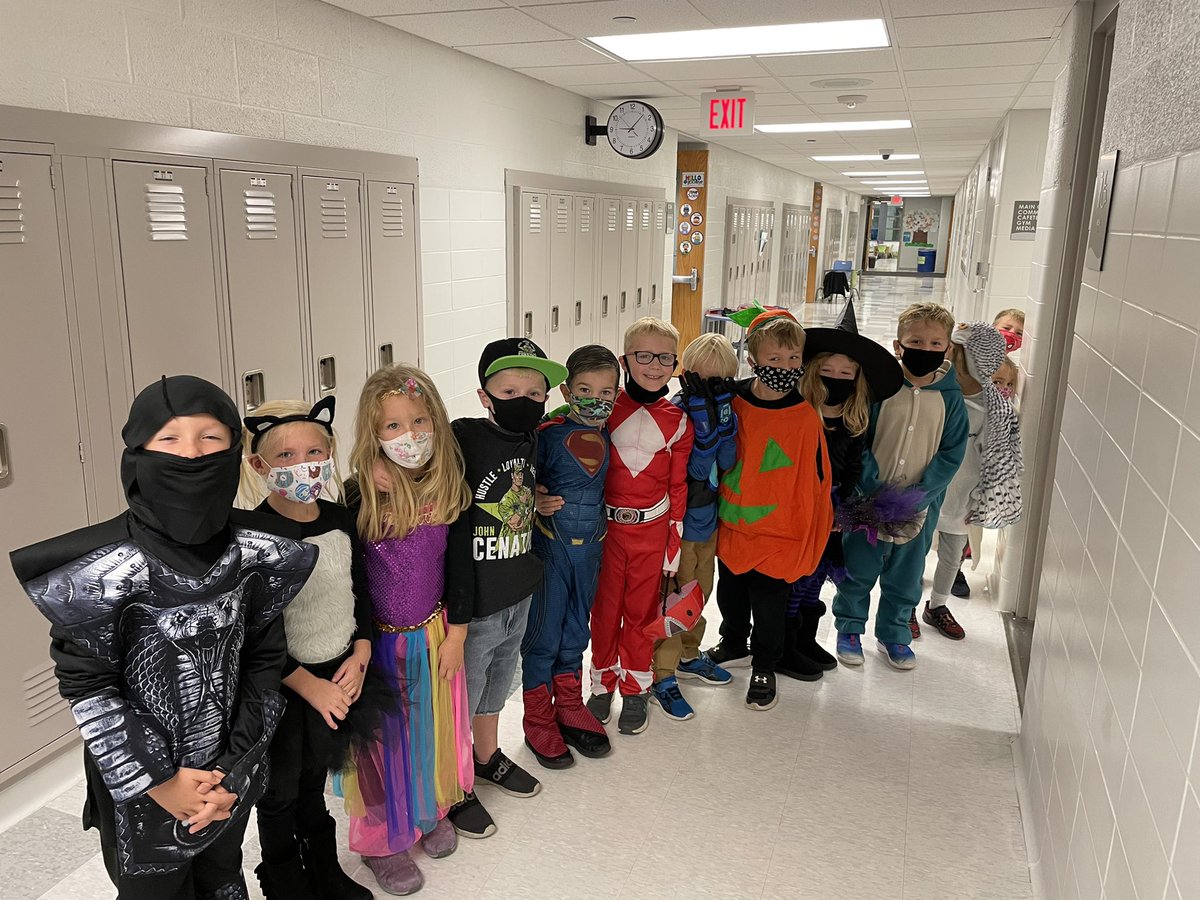 You won’t find critters as cute as mine! Halloween parade 2021 🎃starting on River steet!