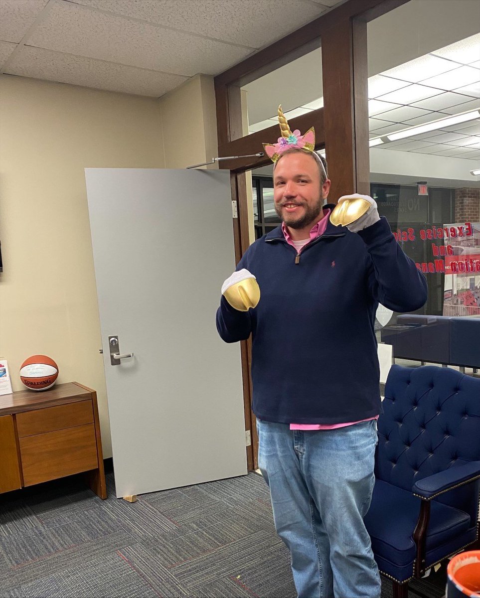 UMHESRM's tweet photo. HESRM...where the magic happens

Come see this man...Mr. Jenkins (@penn2020) for all of your advising needs

#OleMiss #HottyToddy https://t.co/EbMqobqR3w