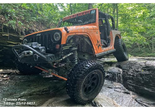 Morning Mafia! Y'all ready for Halloween weekend?!! Mafia is raring to go, but first....that's right, you all know. Some #FlexFriday to start your morning. BAM!! Y'all have a great one! Stay safe out there this ghoulish weekend! #JeepLife