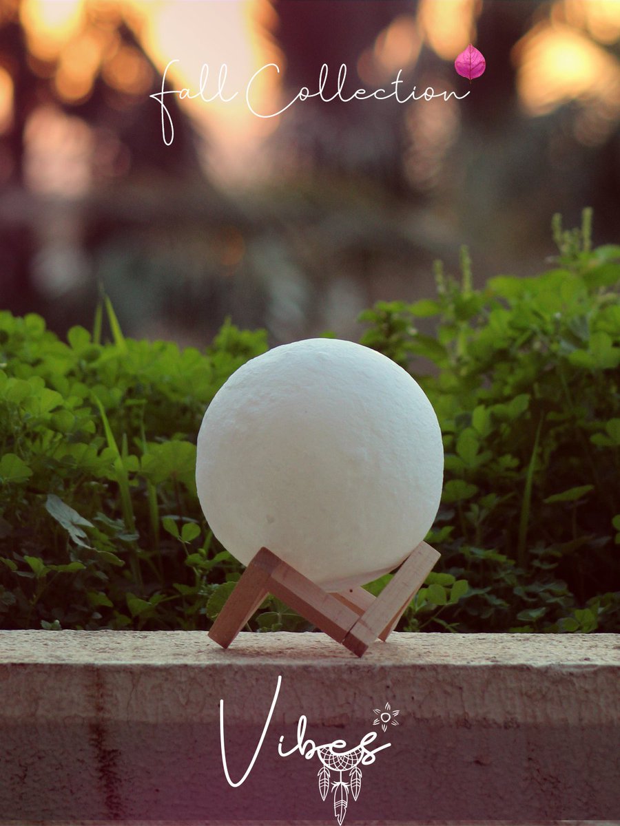 VibesHM's tweet image. Let me dance among the stars 🌕
#VibesTribe #MoonLamp #Vibes