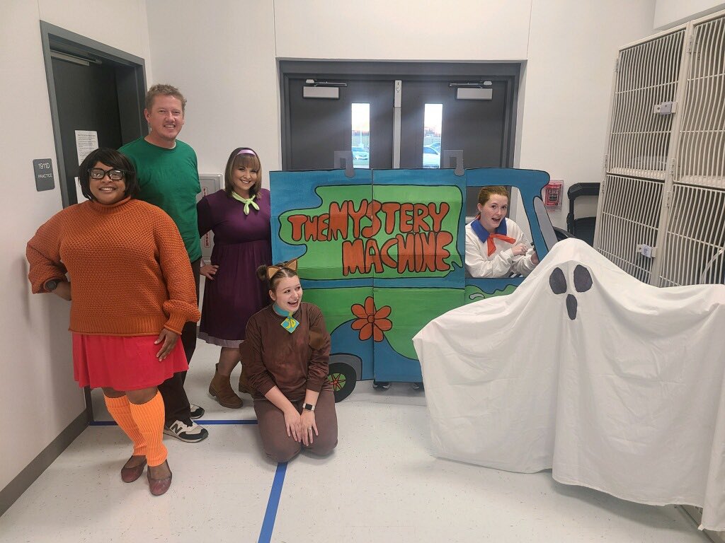 huntdances's tweet photo. we’ve got some work to “Doo” now 🎶
Hays F. Arts Halloween 2021! 

@ProsperHaysMS @JohnAlstrin https://t.co/vsGYgIdIAs