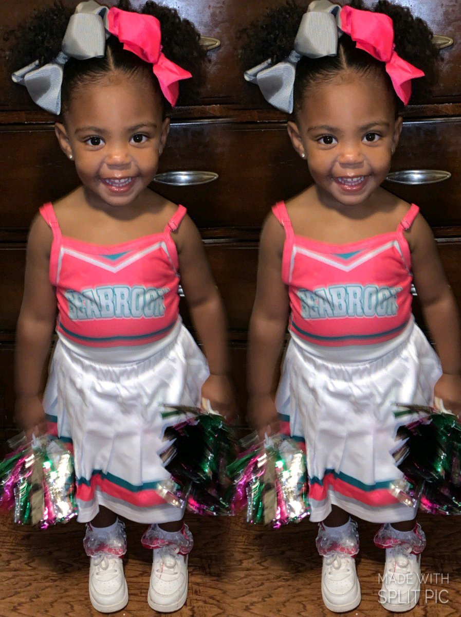 Miss_IDontPlay's tweet photo. Who said you couldn’t have an #ITTYBITTY committee #CHEERLEADER ?! 💕📣 🤸🏾‍♀️🥇😘
#K4KHalloweenParty2021
#MyNumber1Cheerleader 
#SheDoItAll 
#ShowThemPearlieWhites https://t.co/vFkx7IVaom