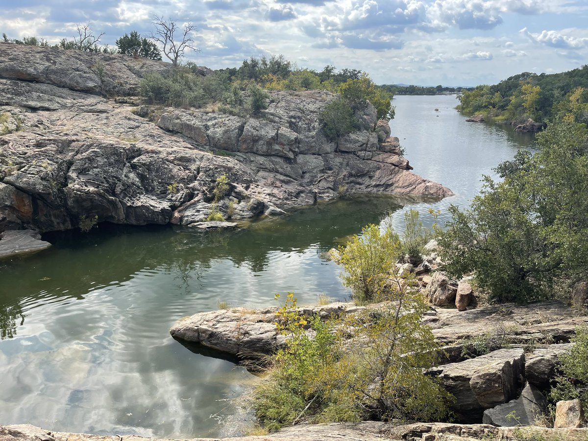 Oh_My_91's tweet photo. Breathtaking! Inks Lake State Park, Texas. #inkslakestatepark #texasstateparks #texas #nature #godsbeauty https://t.co/BszEtDDThU