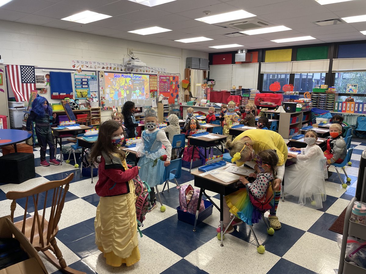 cturnbull15's tweet image. Super Titus???? You better believe it! #BearTavernPride