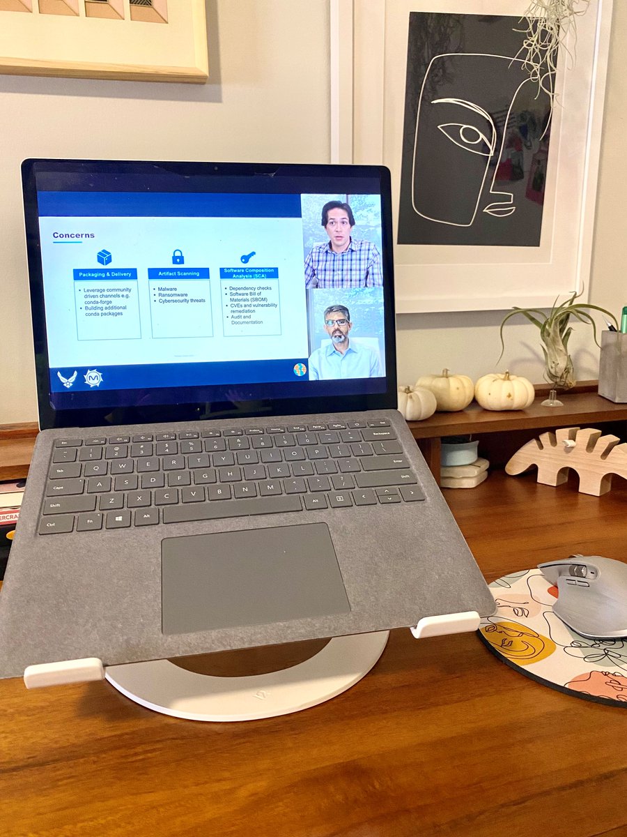MetroStarSystem's tweet image. A crucial element in the software supply chain is scanning it for malware. It must be scanned to ensure there are no threats that may occur later🔒#CybersecurityAwarenessMonth #PyDataGlobal