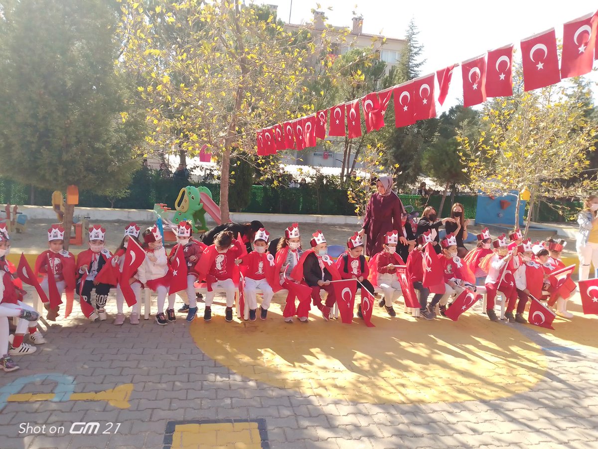 MenteseA's tweet photo. Cumhuriyet Bayramımız kutlu olsun!🇹🇷🇹🇷
#ilelebetcumhuriyet
@tcmeb @tcmuglavaliligi @emrecay55 @mugla_mem @mentesemem https://t.co/u6nkixivaF