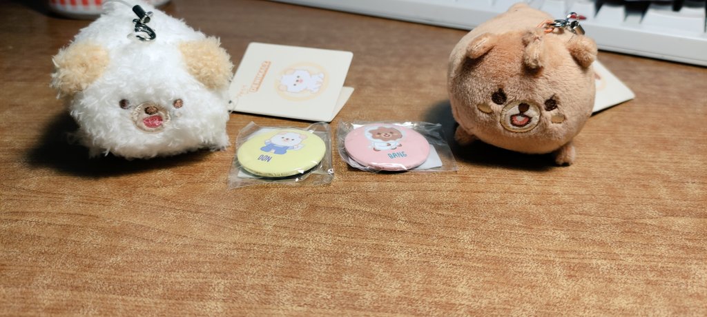 THEY FINALLY CAME HOME!!!🥳🥳🥳 After waiting so much for them, customs decided it was finally time to give them to me. Thank you so much ✨<a href="/taemint5hinee/">⊹ CLOSED 🌻 |</a>✨ for these 2 cuties.❤❤❤
#hyuckinniefb