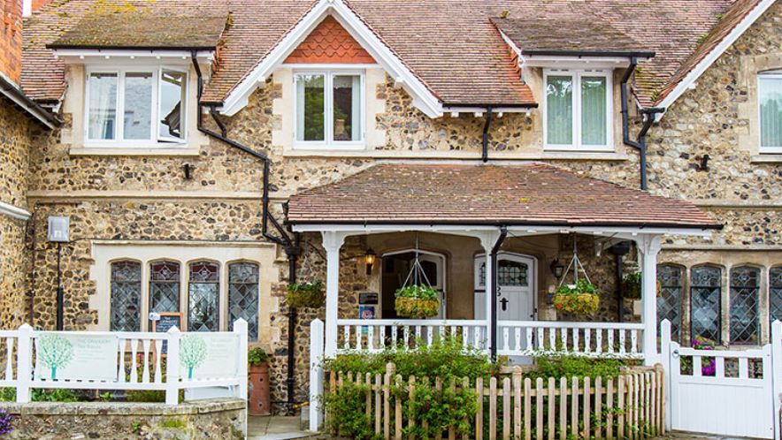 WeAcceptPets's tweet photo. Westleigh Bed &amp; Breakfast truly is dog friendly! Dogs stay free of charge &amp; there are no restrictions for them in any of the rooms, apart from the kitchen. Treats &amp; toys are also provided.
https://t.co/qIZnZn8EZx
#GuestHouse #Pets #AdultOnly #DogsStayFree #Coast #Beer #Devon https://t.co/mnkfRwdwE9