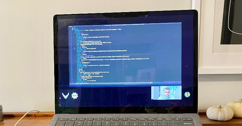MetroStarSystem's tweet image. Our Director of #AI, @hussainsultan, walks us through a live demo, using a simple and new environment on open source tool, conda-vendor! #PyDataGlobal