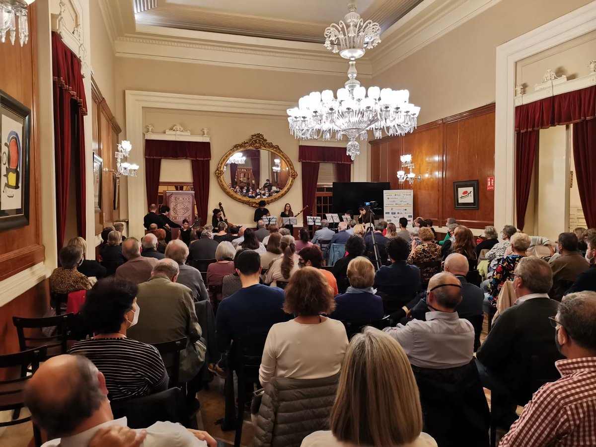 AConcertsReus's tweet photo. Maravilloso el concierto que hoy nos ha ofrecido el @barhofensemble! #associacioconcertsreus #brahms #fauré #ravel @ReusCultura @reus_cat @ReusPromocio @cpratsa_ @daresa72 @andreu_martin #reusciutat #reuscultura #Reusmúsica #classicalmusic #chambermusic @esmuccat https://t.co/GDSQX1Mx0y