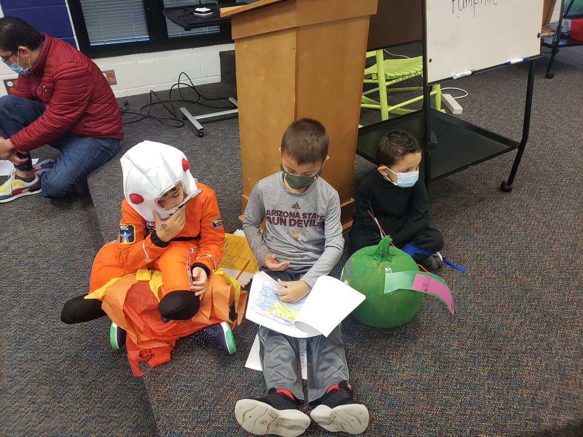 Griffin0515's tweet photo. We had a great time sharing our personal narratives at our Pumpkin Publishing Party today! Thanks to everyone that came to listen to these amazing authors! https://t.co/mX4gWr3AnE
