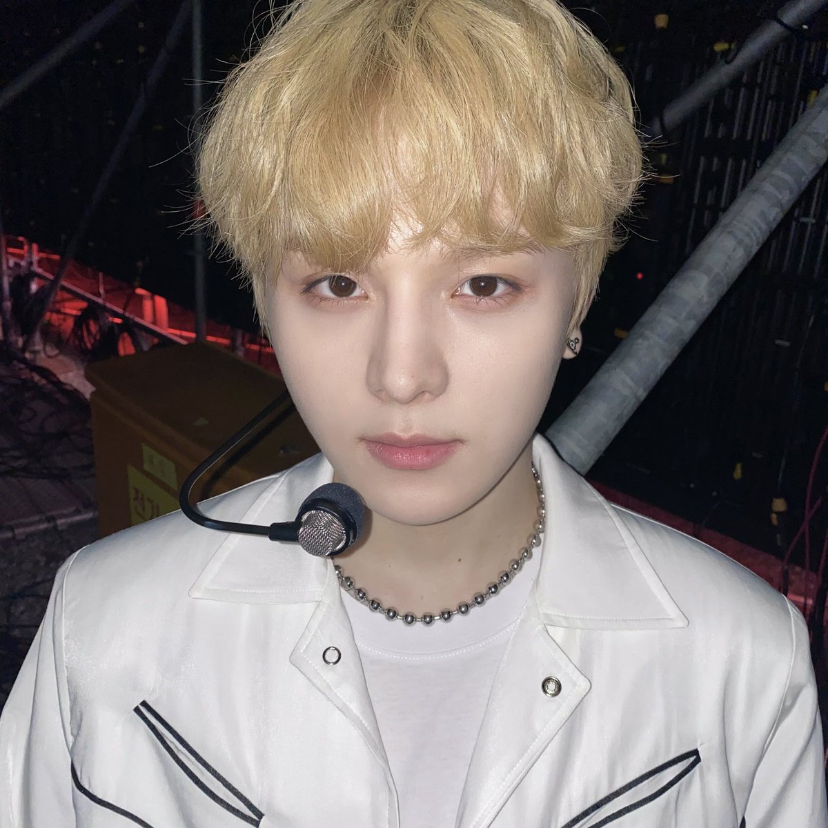 honeybreadlog's tweet photo. they color hair swap ✨ https://t.co/mTIoBAH6KR