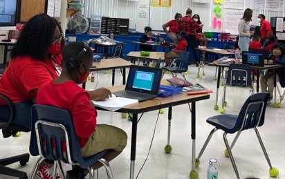 mrsperryd's tweet photo. A walkthrough was setup so our @PoincianaStem second grade teachers could visit another second grade classroom to see how the math lesson and rotations were implemented.  Great job team!  @MsHarmes @LeadingVictory @TanyaMcDowell_ @RachelCapitano https://t.co/o6Uyal6sqB