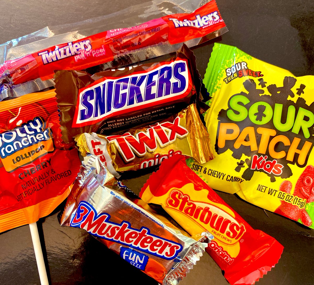 MaryEDunn's tweet photo. Pretty sweet content creation for Halloween candy campaigns as our @QUSchoolofComm #STC320 in-class exercise today! https://t.co/96gflpen3H