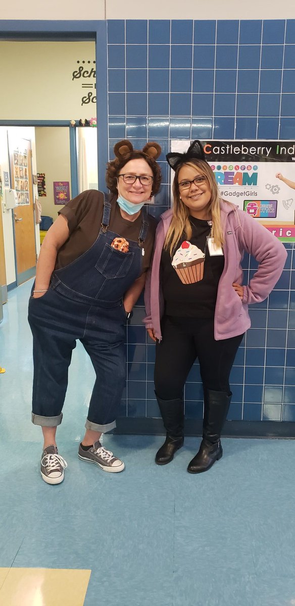 virgie295's tweet photo. Jje trunk and read #joyjames #castleberryisd https://t.co/buokIHylqZ