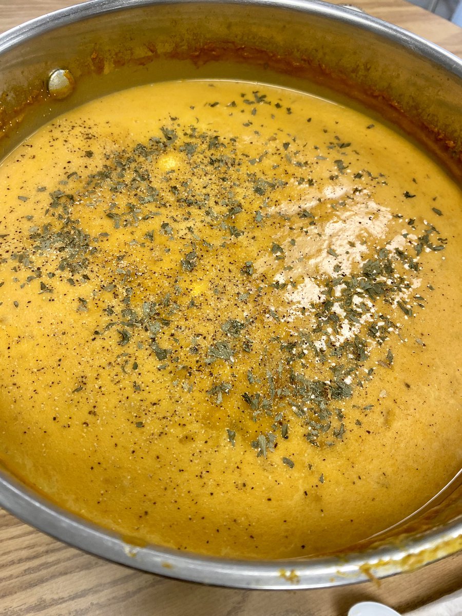 DowBurch_Bears's tweet photo. Fall Reading and Cooking
#PumpkinSoup
@CESMustangs1 @TamekaLong16 @LitCoachDavis 
@MathyMissB https://t.co/ICzvLxuo3q