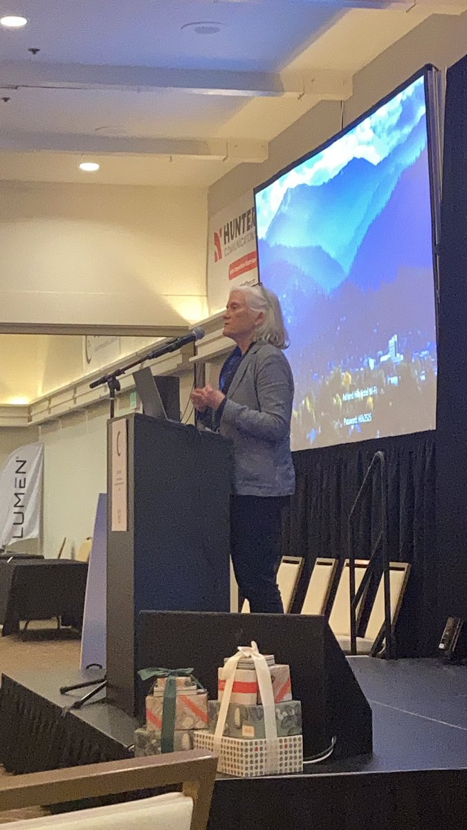 ORConnections's tweet photo. “This is the moment to support and build a system that powers Oregonians and businesses in the future.” A discussion of increasing access and affordability on our last panel discussion of the day. Thank you @PamMarshORHD5 for your work and Oregon policy insights. #ORconnections https://t.co/biqROaPVTR