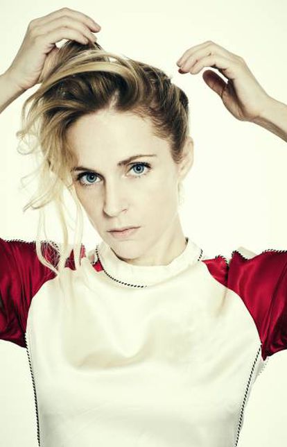 Happy birthday Agnes Obel

Hallelujah    Leonard Cohen Cover 