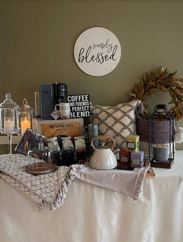 HolyGhostPrep's tweet photo. The time is here! Raffle tickets for our fabulous Craft Show Packages are NOW ON SALE!  Go to https://t.co/GodBzSQLzt for descriptions of the packages and to purchase tickets!  Pre-show ticket sales will run from October 29 until November 9 at 11:50 p.m. @GuildHgp #ThinkGhost https://t.co/2LnRu8Hl5L