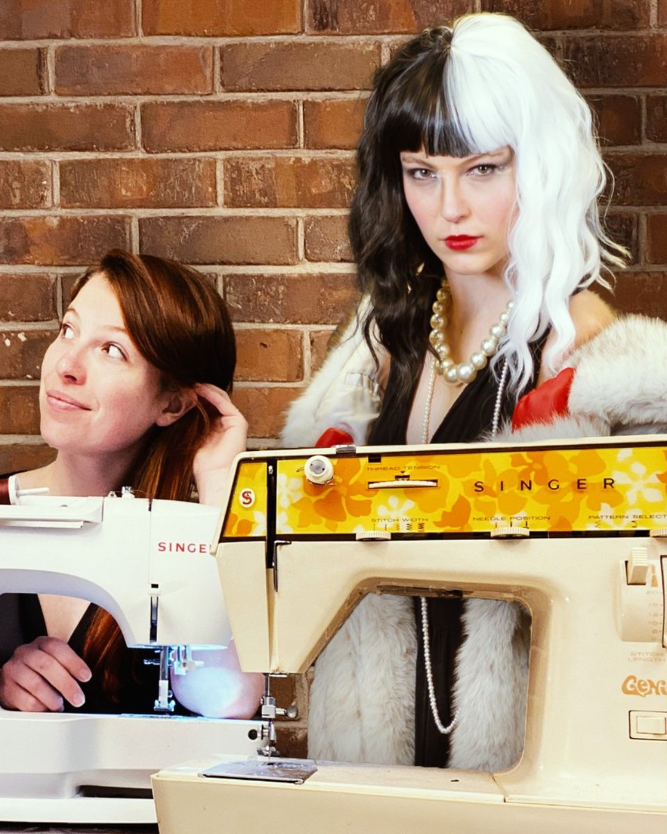 SINGERCO's tweet image. Need a little inspiration for your Halloween costume? We're loving this stylish creation by Erin on her SINGER® sewing machine! #SingerSewing