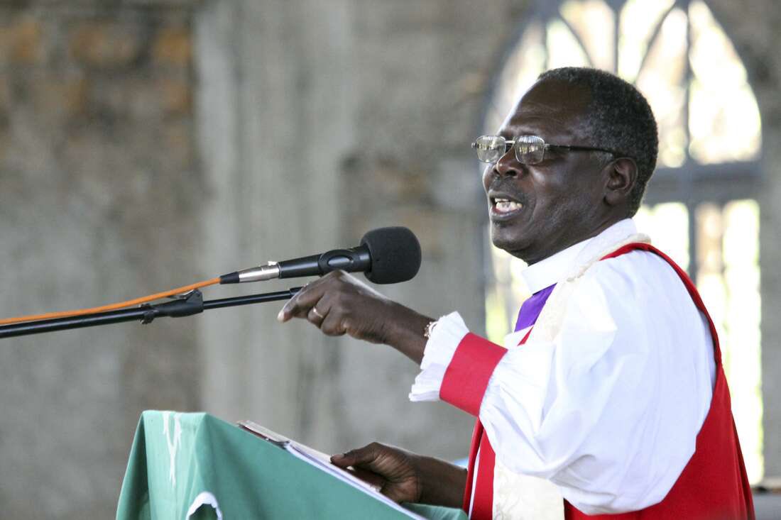 Conomore's tweet photo. “But I don’t want you to be ignorant, brethren, concerning those who have fallen asleep, lest you sorrow as others who have no hope. For if we believe that Jesus died &amp; rose again, even so God will bring with Him those who sleep in Jesus.”
I Thessalonians 4:13-14 NKJV #RIPBishop https://t.co/aQ1rFehUld