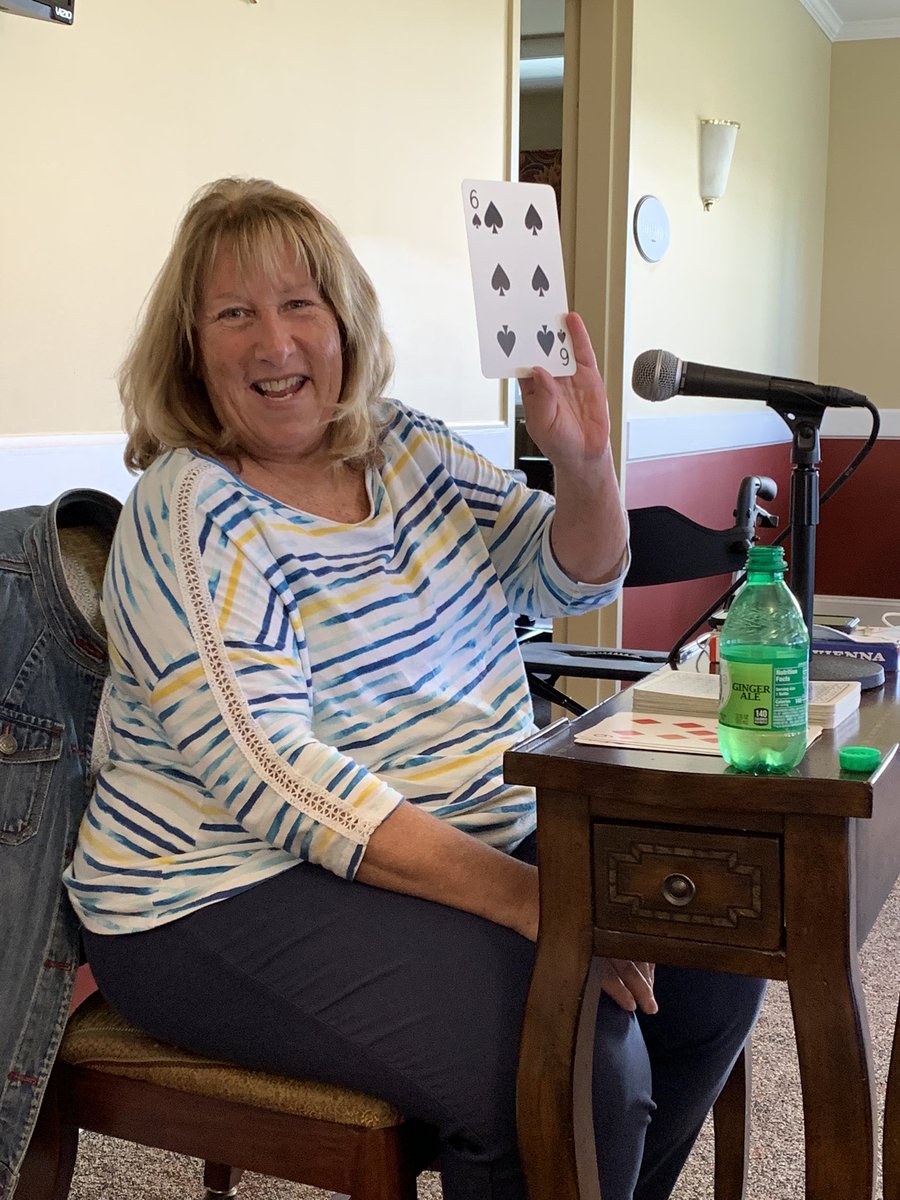 HearthstoneVil's tweet image. Thank you Patti for coming and calling cards for our card bingo. The residents love seeing you again. #hsv #cardbingo #patti #BINGO #Q❤️