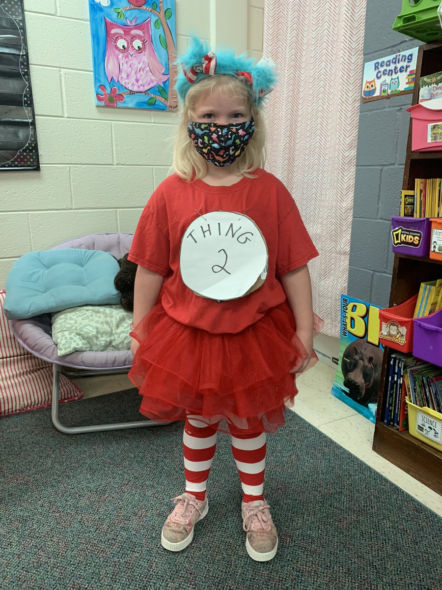 First Grade had so much fun celebrating our love for BOOKS today for our Book Character Day! Here are a few of our favorites @EESMaher #oneccps #funinfirstgrade #literacy