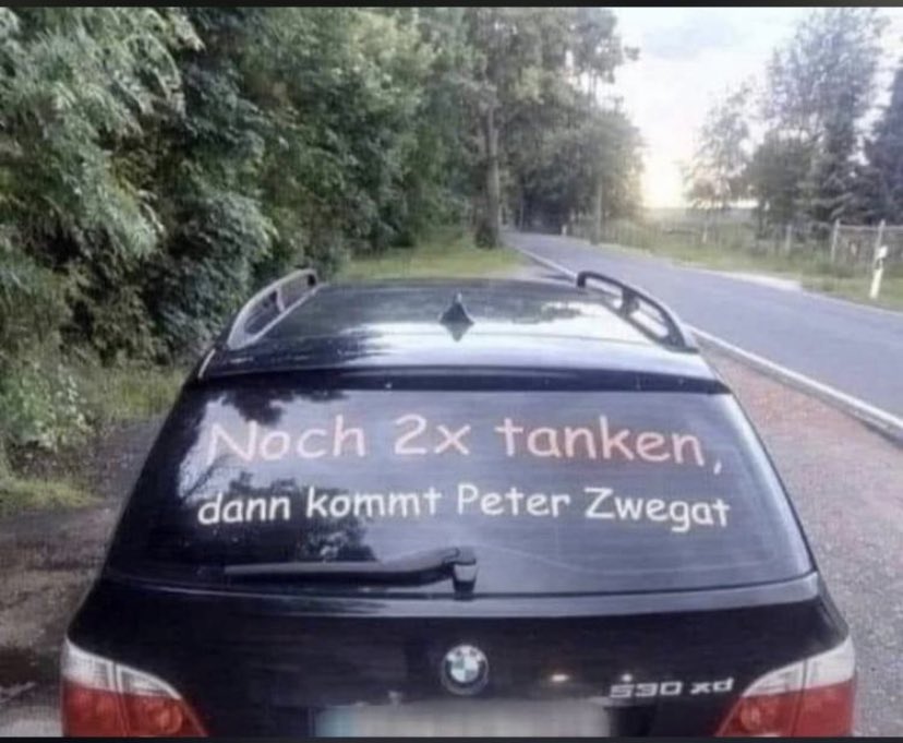 Siegfried_GSt's tweet photo. @systemverlierer Zitat aus Jamaika:
"If you have a Rasta Mann, you don't have Zaster man."
#Zaster https://t.co/QOkngqmdMm