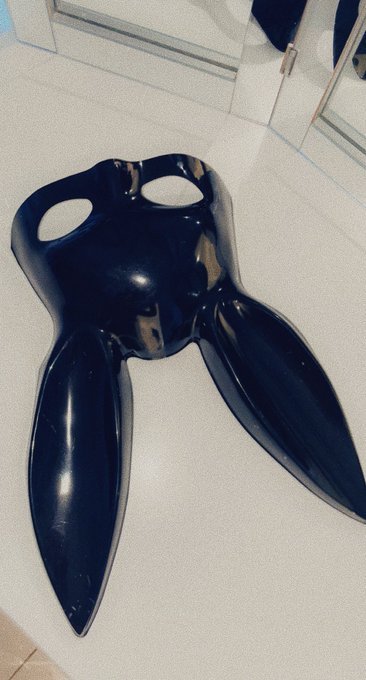 If you thought I&rsquo;d forgotton Halloween&hellip;.  &hellip;.I&rsquo;ll serve you some sauce 🩸🩸🩸 https://t.co/3CVGvZzA1h<a href="/tag/playboy"class="tags"><span>#playboy</span></a><a href="/tag/model"class="tags"><span>#model</span></a><a href="/tag/actress"class="tags"><span>#actress</span></a><a href="/tag/southafrica"class="tags"><span>#southafrica</span></a><a href="/tag/mydream"class="tags"><span>#mydream</span></a>