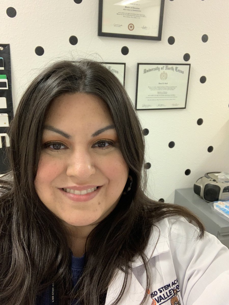 I’m officially a Nationally Certified STEM Educator! Received my white coat today <a href="/ValleyRidgeES/">LISD STEM Academy @ Valley Ridge</a>. Yay!!